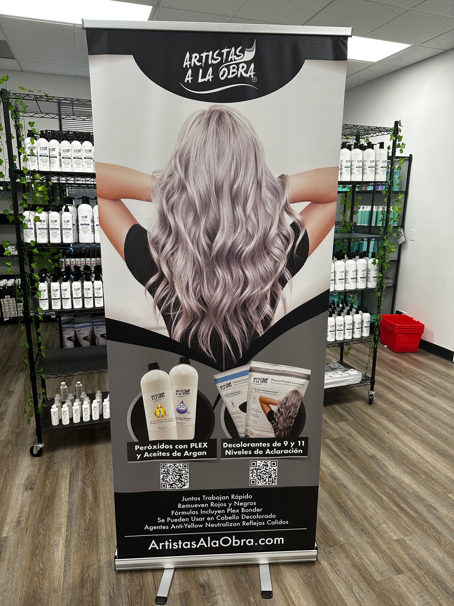 Vinyl Retractable Banners 33.5 x 78.75